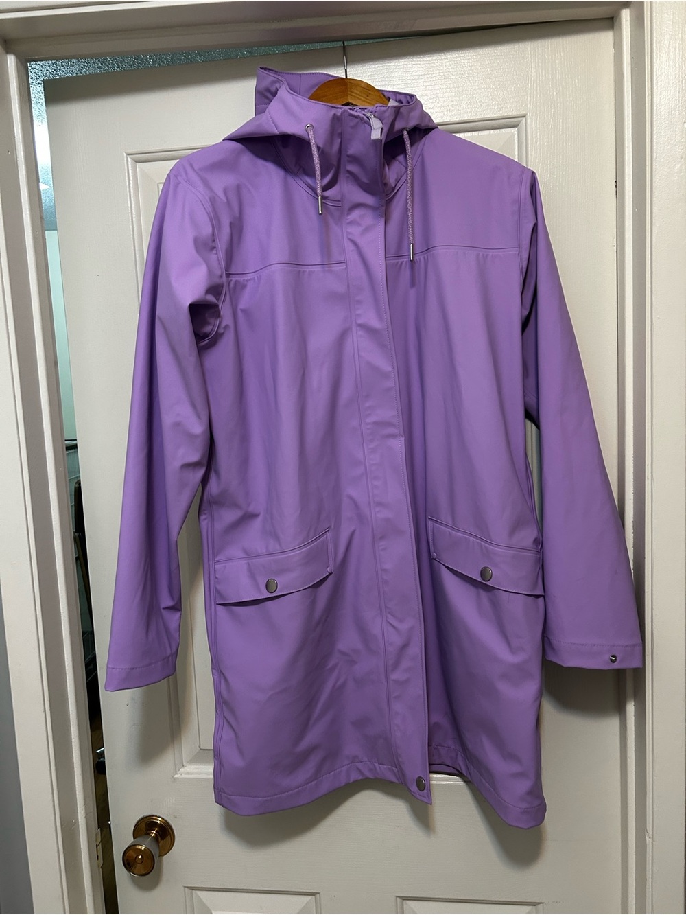 Helly Hansen Lilac Hooded Raincoat for Women - medium